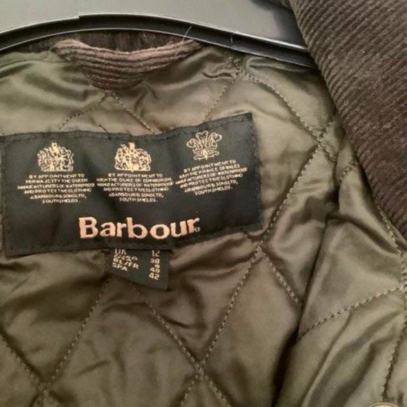 Ladies Barbour Wax Jacket hardly worn - Picture 2 of 3